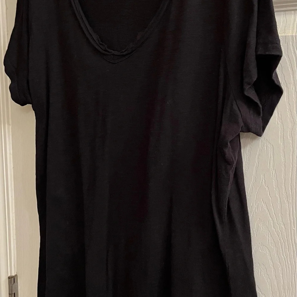 CYNTHIA ROWLEY~ ~BLACK TEE~3X - Picture 5 of 5